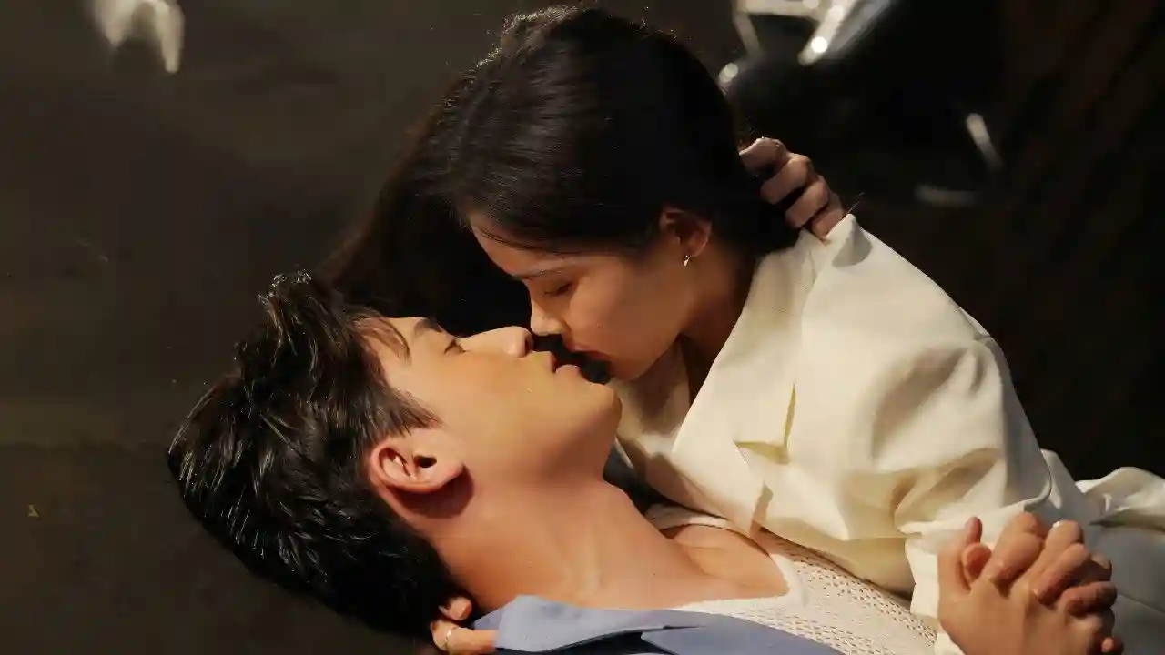 Bí Mật Mang Tên Em