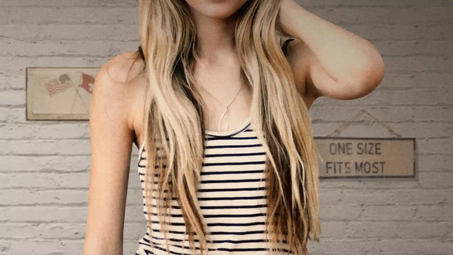 Backdrop phim Brandy – Mặt Tối Của Thời Trang Nhanh