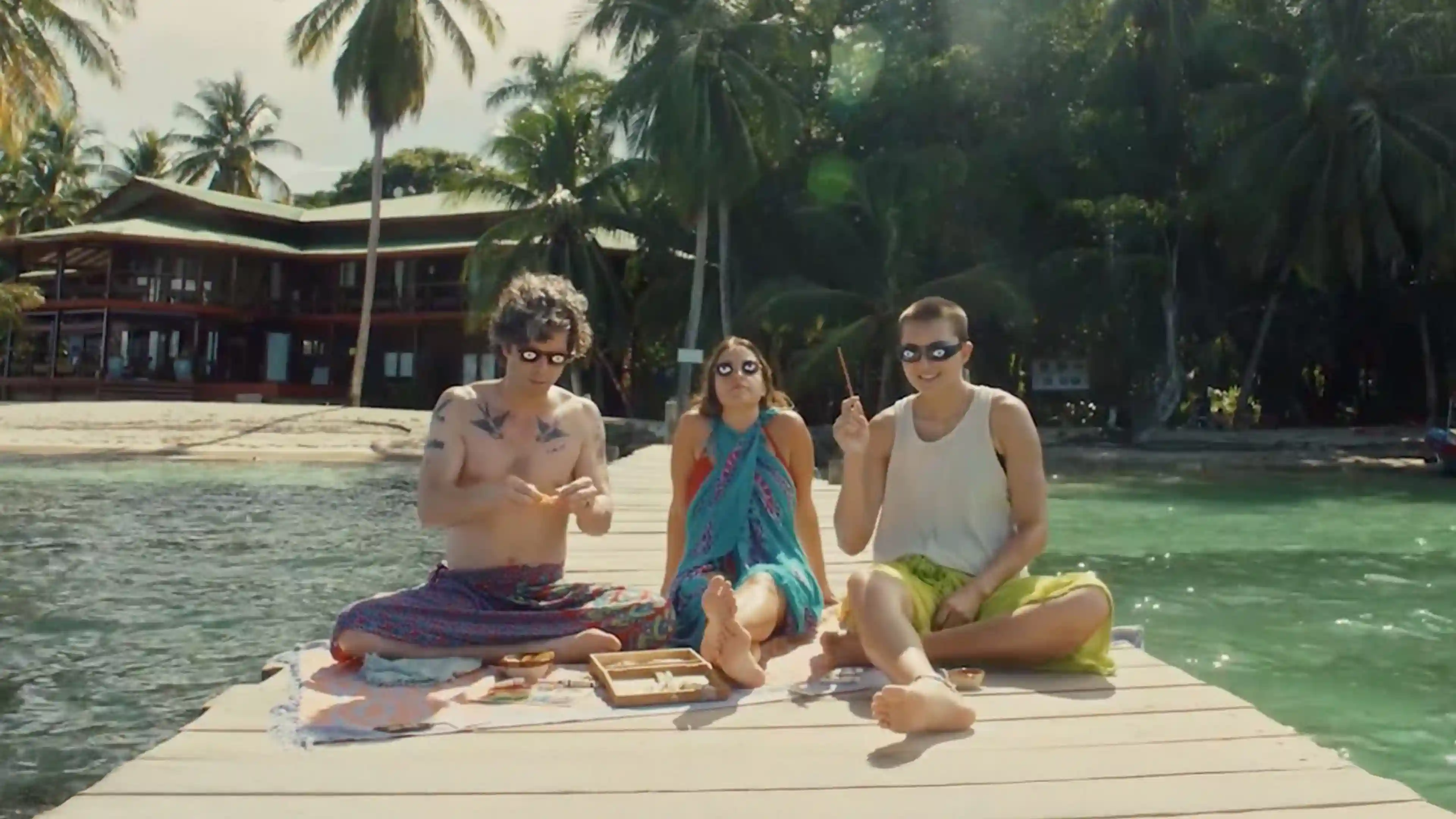 Backdrop phim Chồng Em Em Yêu