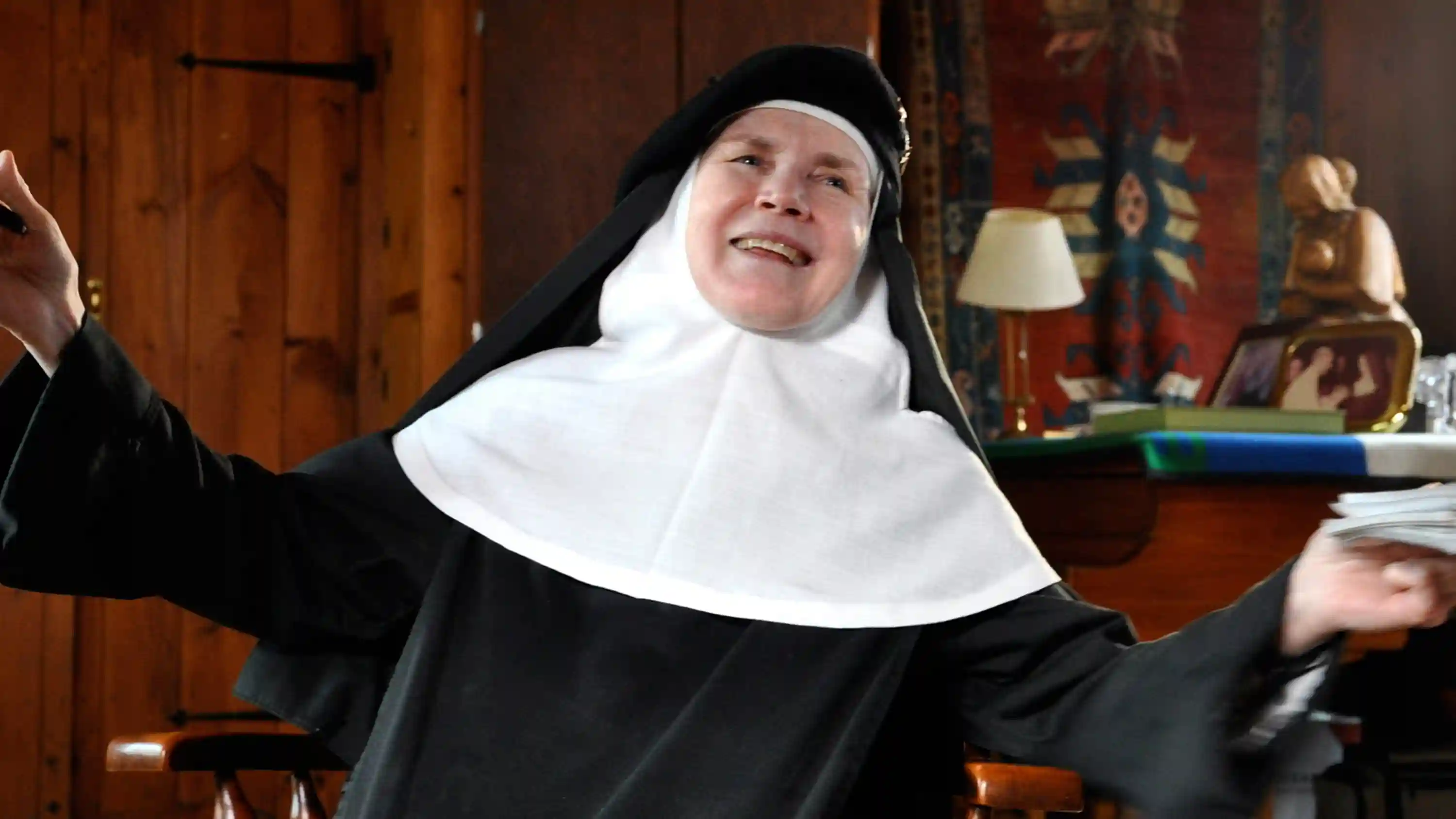 Chúa Là Elvis Lớn Lao Hơn