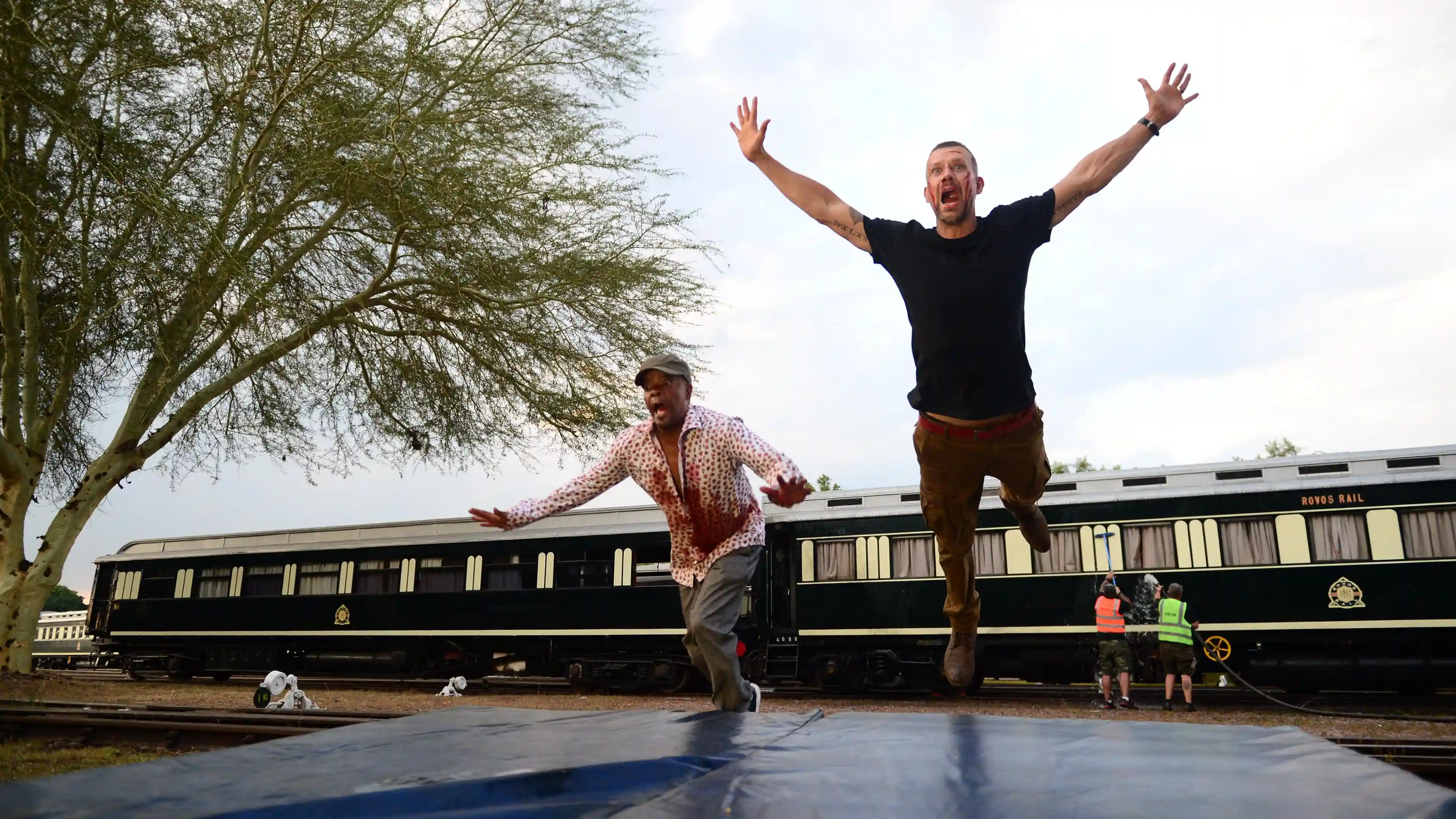 Backdrop phim Cớm Nửa Mùa