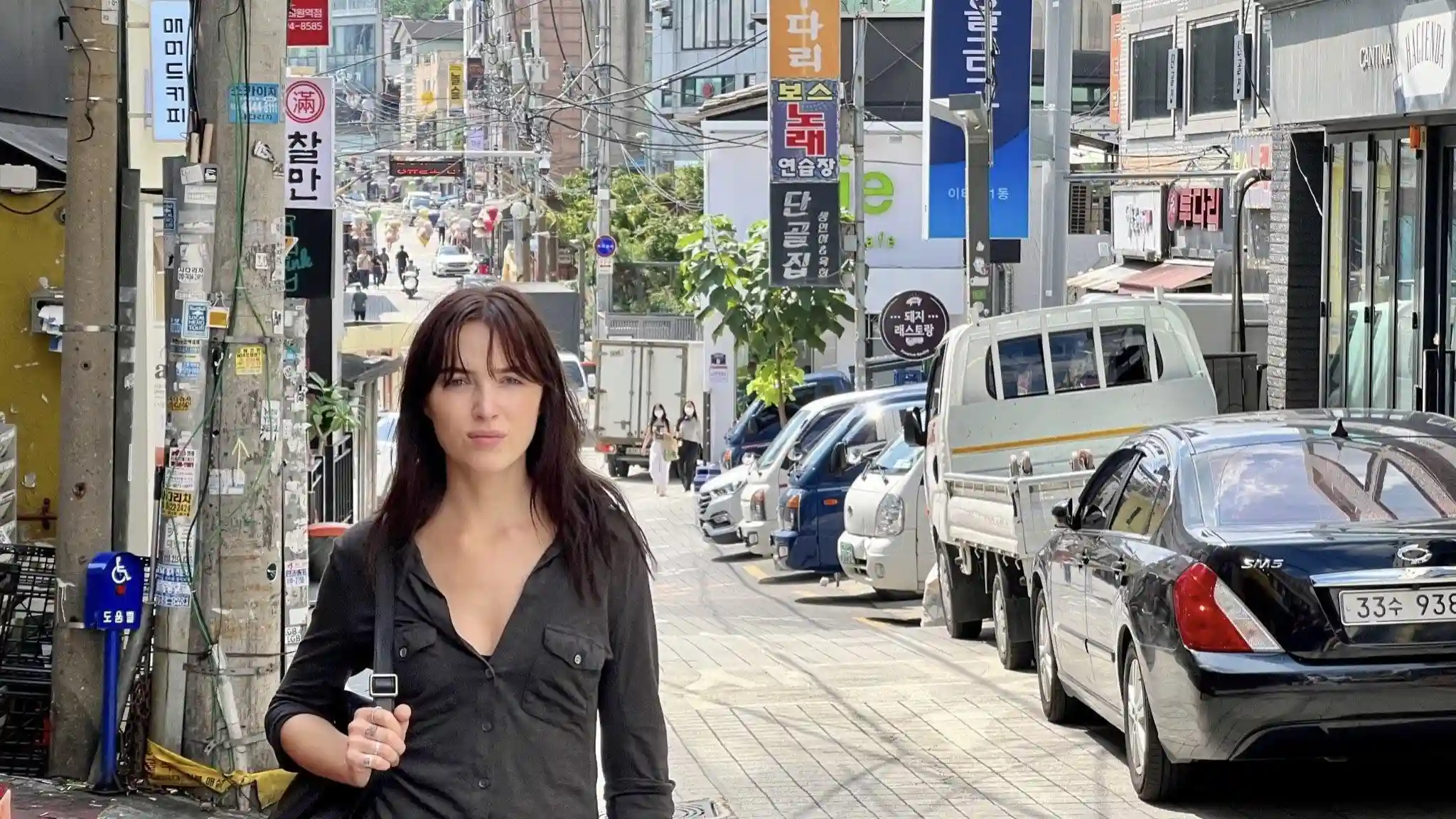 Backdrop phim Điệp Viên Kế Cận