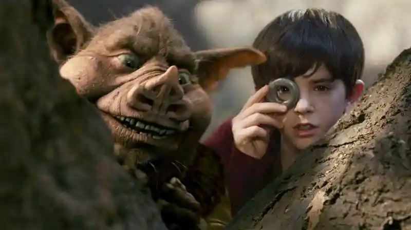 Backdrop phim Khu Rừng Thần Bí