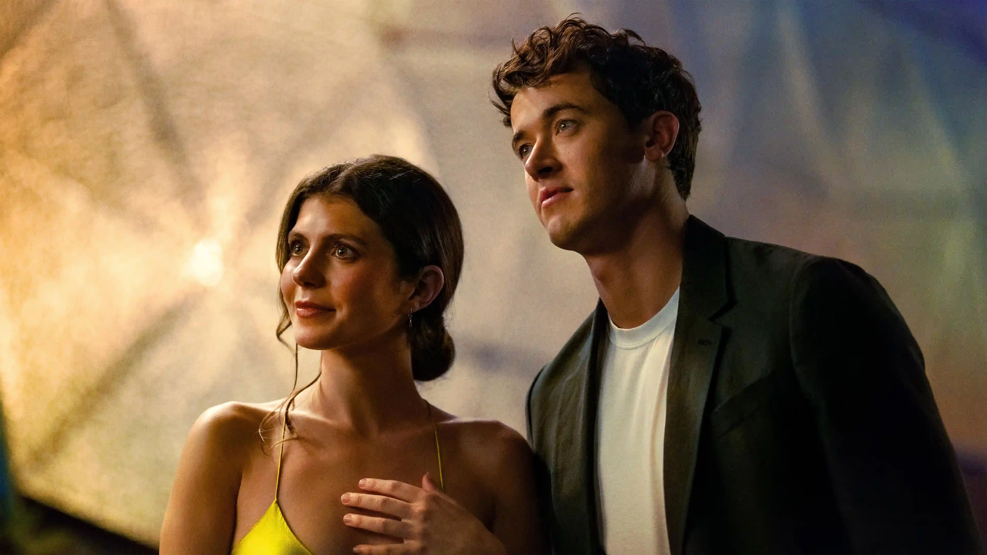 Backdrop phim Những Người Ta Gặp Trong Kỳ Nghỉ